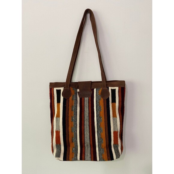 HANDMADE WOOL AZTEC BAG WITH LEATHER TRIM - Picture 2 of 4